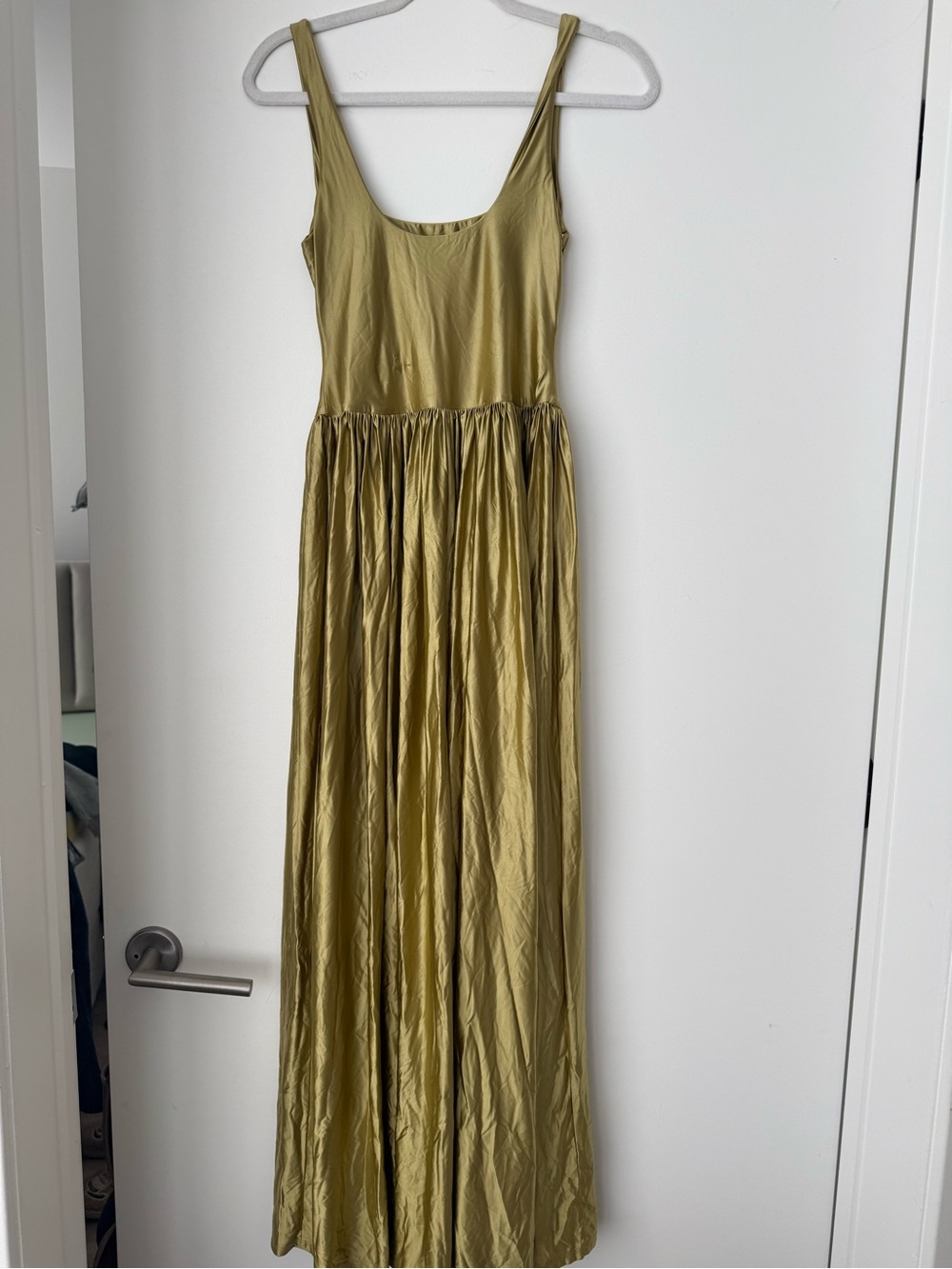 Oriana Gold Maxi Dress by Delfi size small - Picture 6 of 7